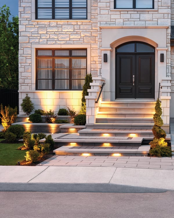 Front-yard-Raffinato-steps