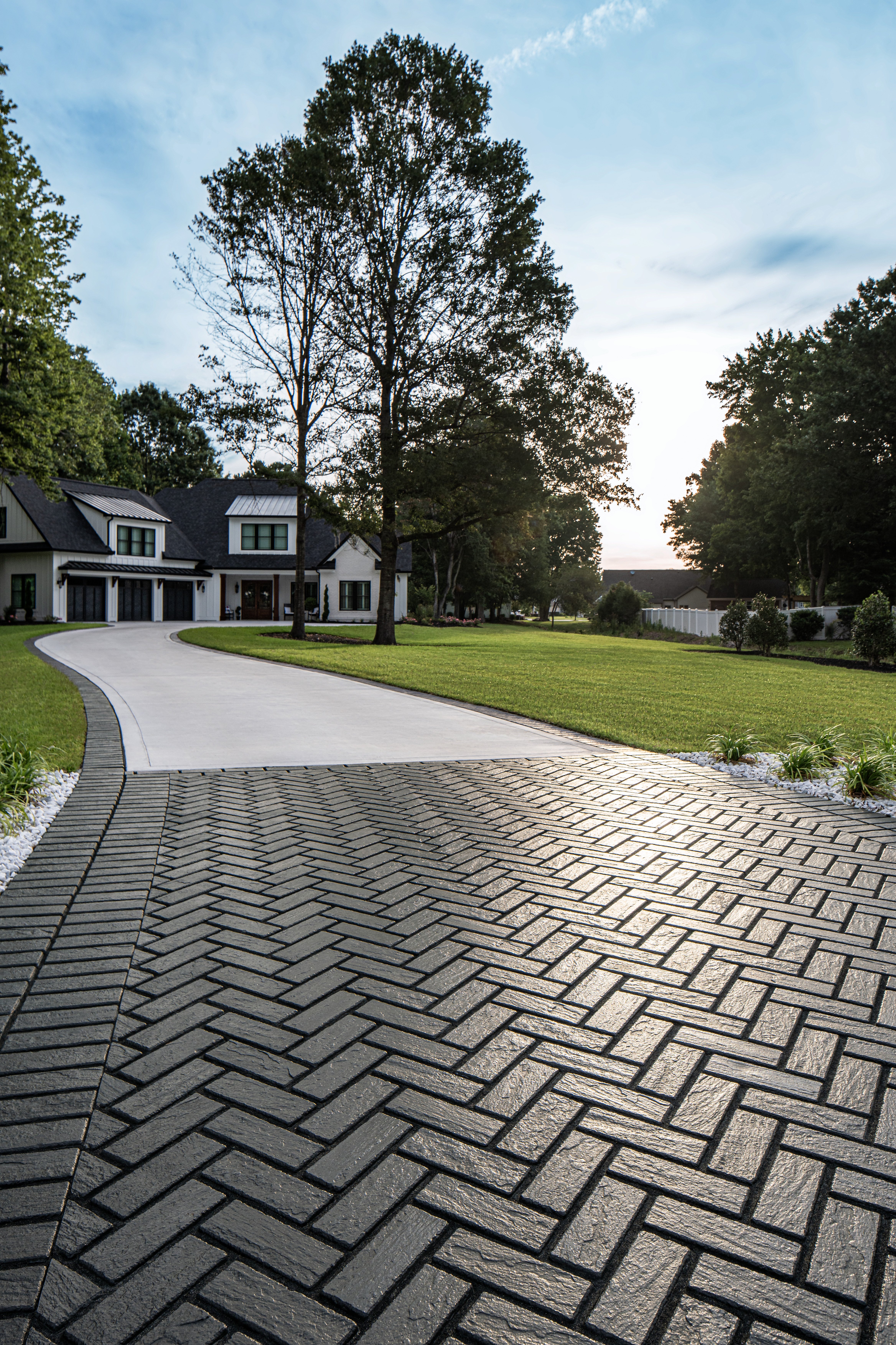 Paver driveway deals designs