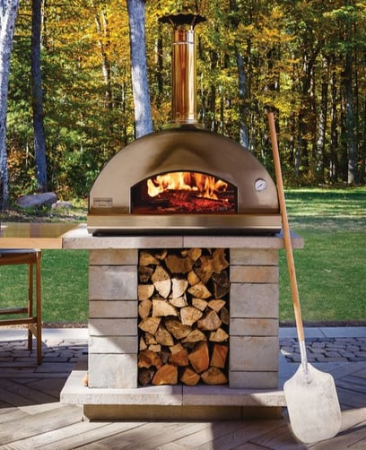Rustic outdoor pizza oven by Techo-Bloc