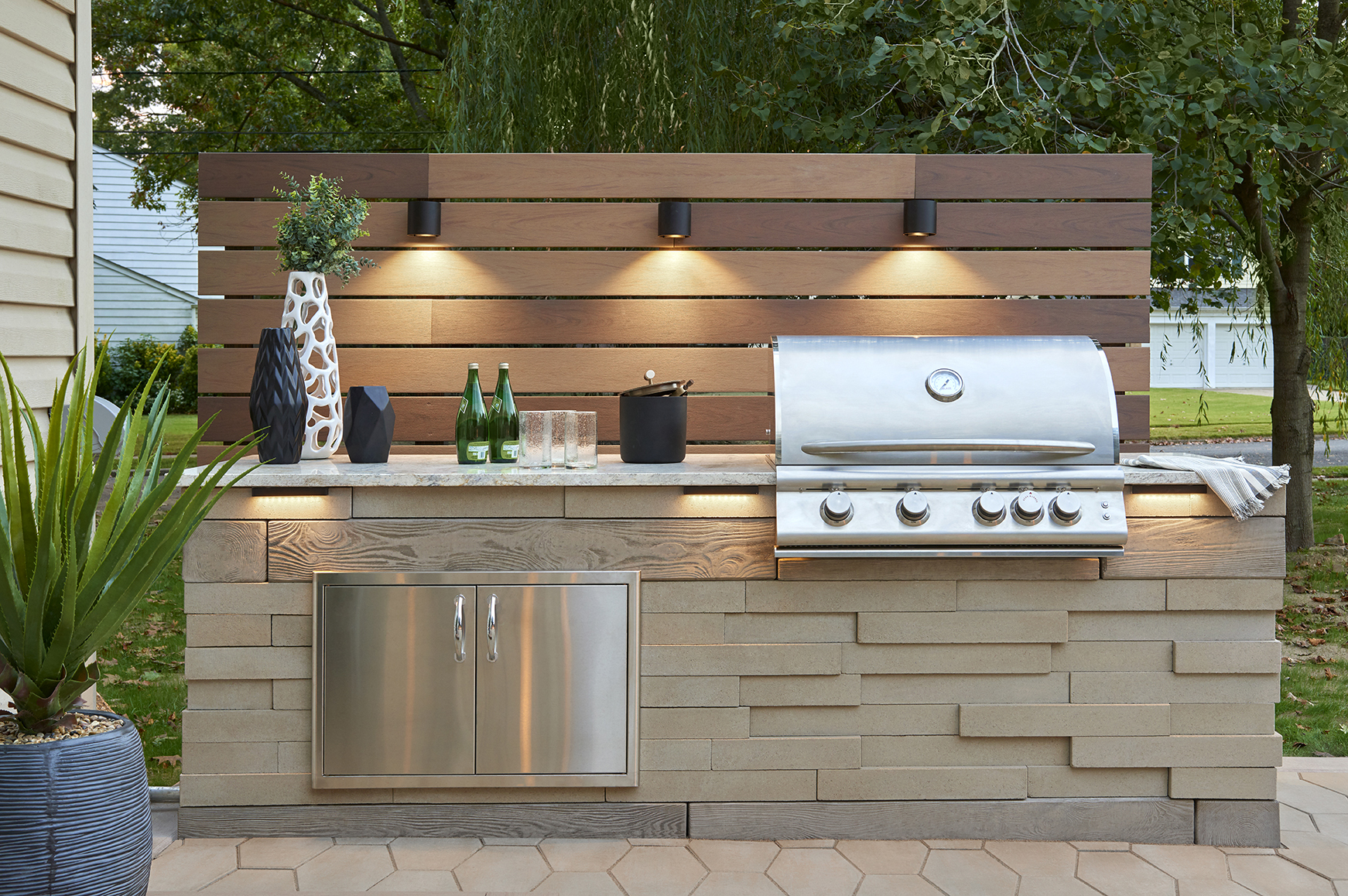 Outdoor kitchen outlet countertops ideas