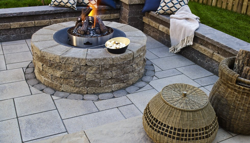 4 Types of Outdoor Fire Features