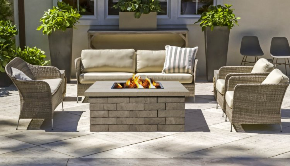 4 Types of Outdoor Fire Features