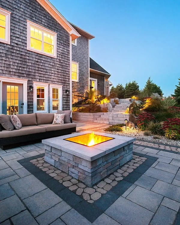 Prescott outdoor fire pit by Techo-Bloc
