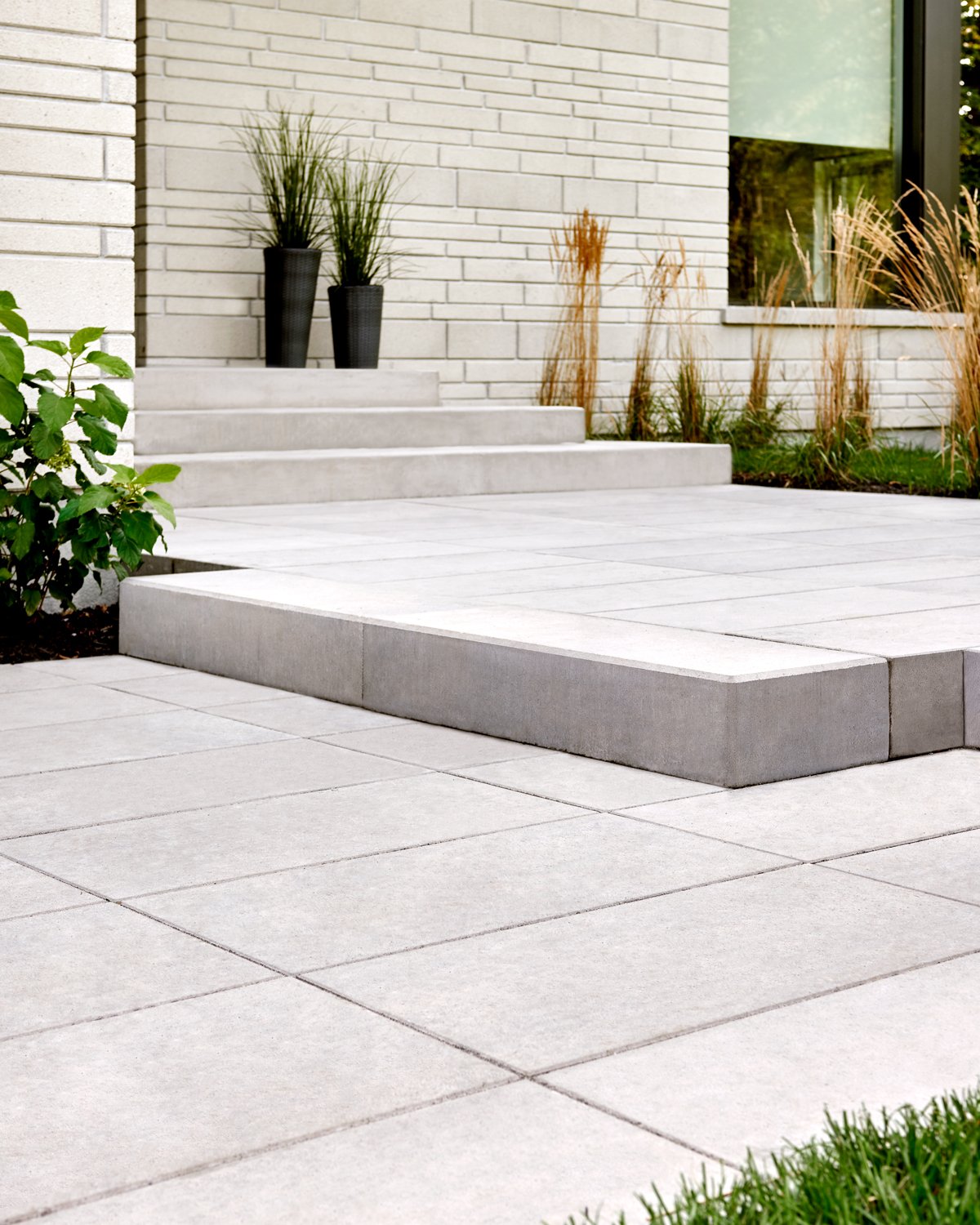 Our sleek and contemporary Raffinato Smooth stone steps 