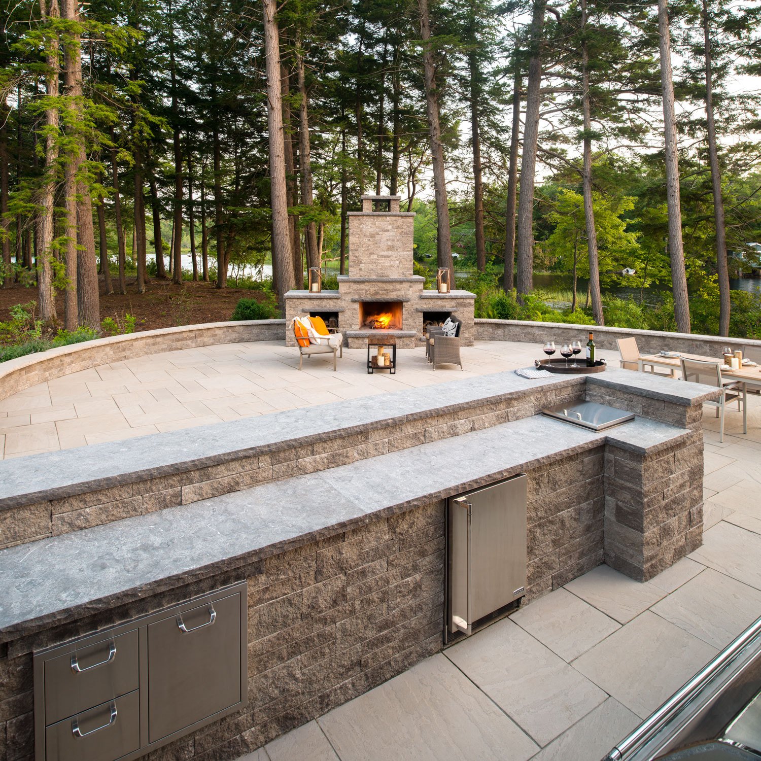 The Best Countertop Materials for Outdoor Kitchens