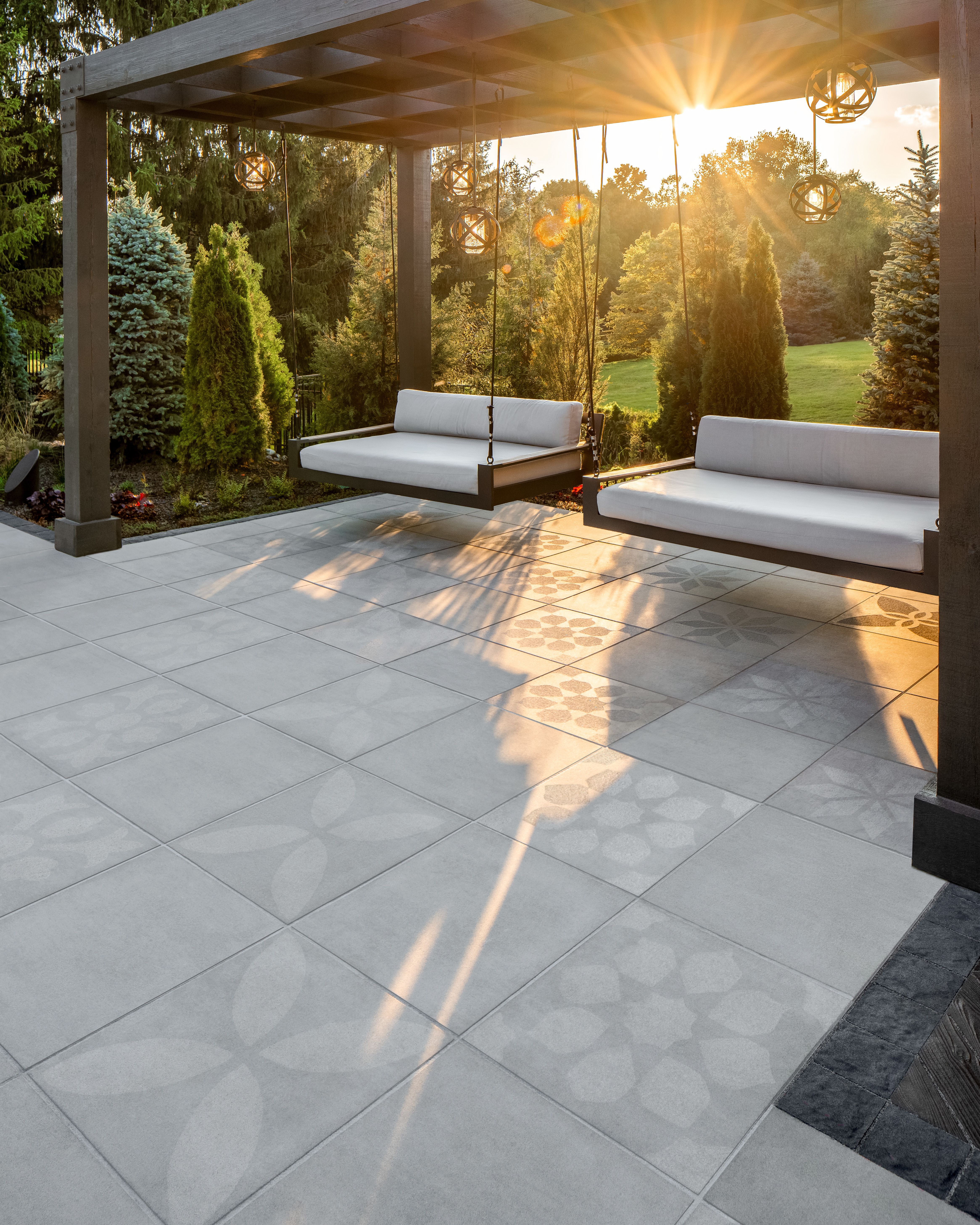 Types of backyard pavers